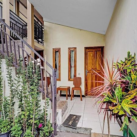 Adinda Homestay Lembang Extérieur photo